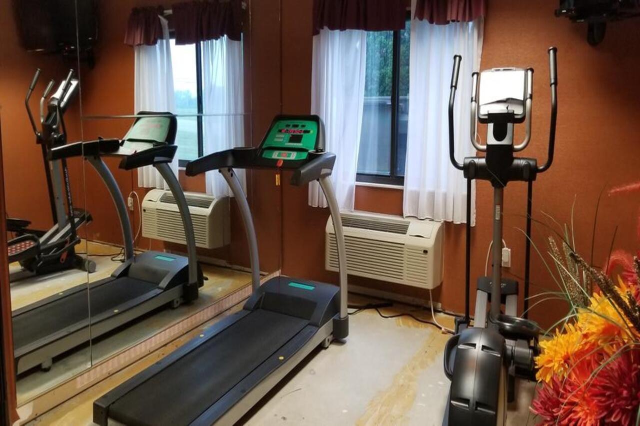Fairbridge Inn & Suites Batavia-Darien Amusement Park Εξωτερικό φωτογραφία