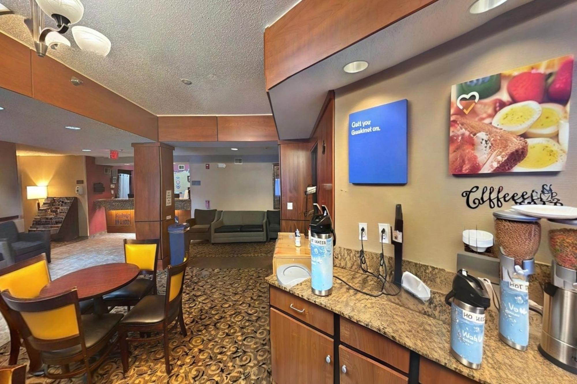 Fairbridge Inn & Suites Batavia-Darien Amusement Park Εξωτερικό φωτογραφία